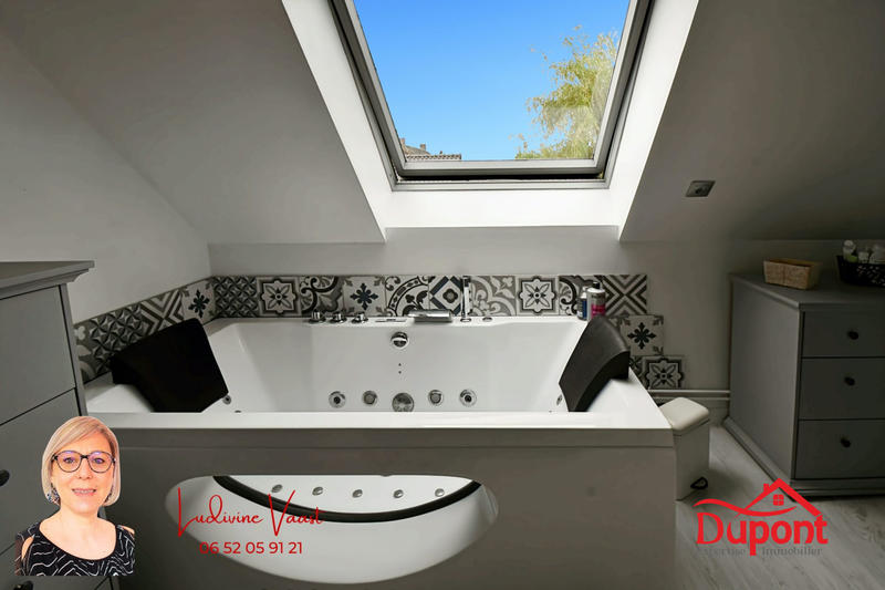 Maison - 185 m² - 7 pièces