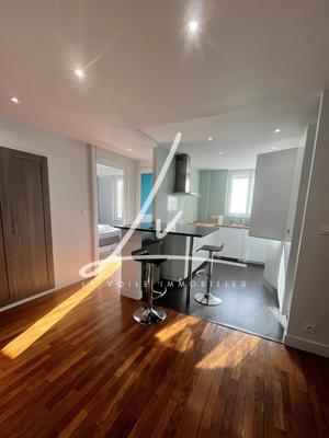 Appartement - 83 m² - 4 pièces