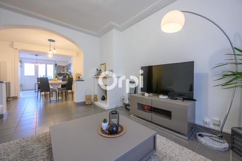 Maison - 94 m² - 4 pièces