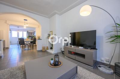 Maison - 94 m² - 4 pièces