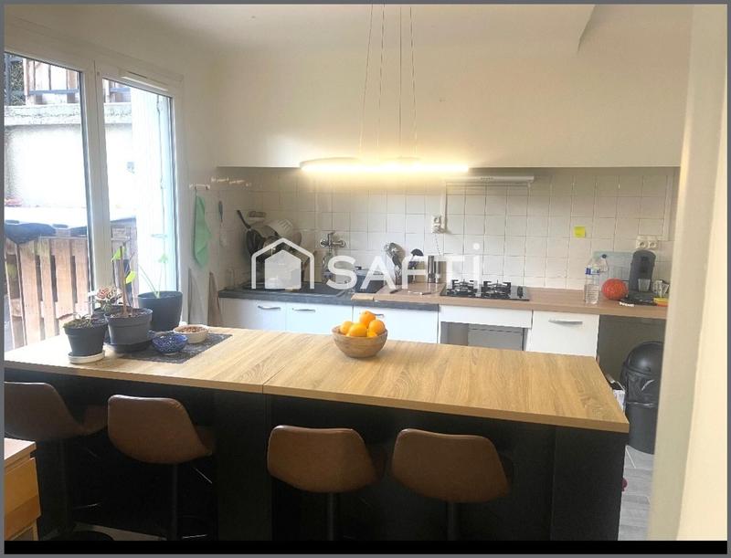 Maison - 170 m² - 6 pièces