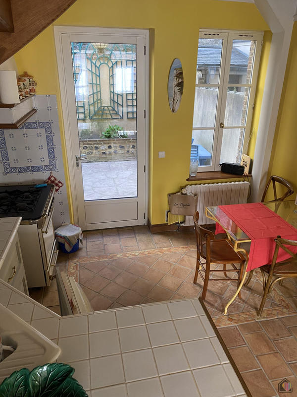 Maison - 97 m² - 5 pièces