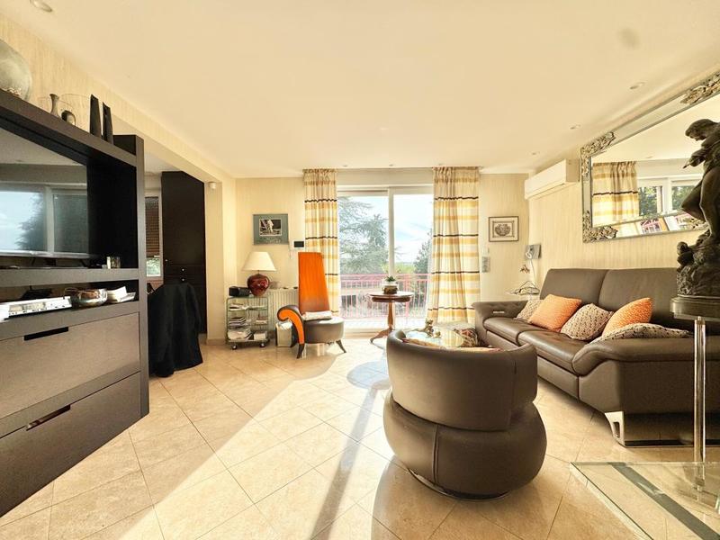 Maison - 137 m² - 4 pièces