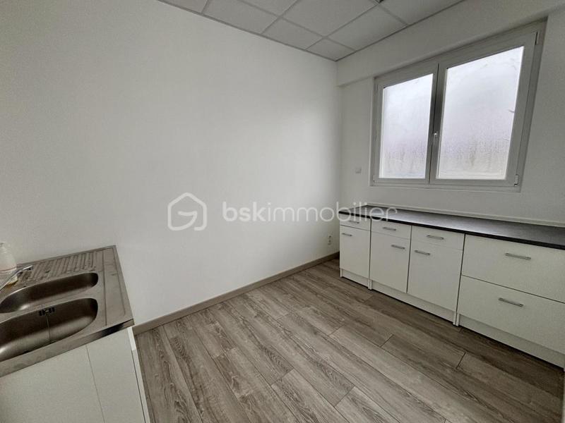 Bureau - 60 m² - 2 pièces