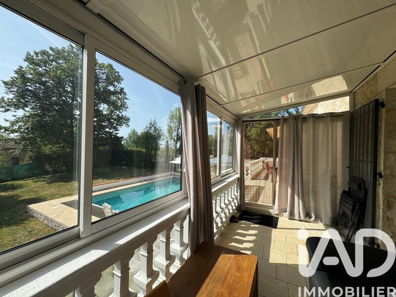 Maison - 185 m² - 7 pièces