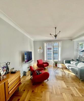 Appartement - 80 m² - 3 pièces
