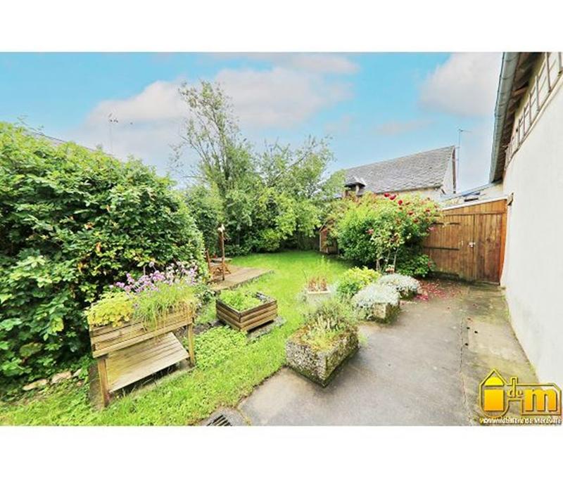 Maison traditionnelle - 107 m² - 5 pièces