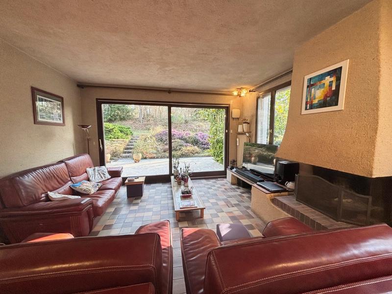 Maison traditionnelle - 191 m² - 8 pièces