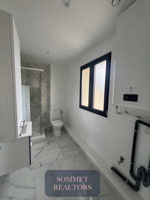 Immeuble - 324 m² - 5 pièces