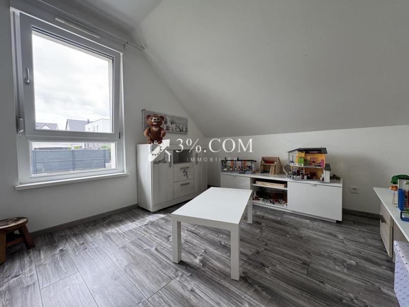 Maison - 98 m² - 5 pièces