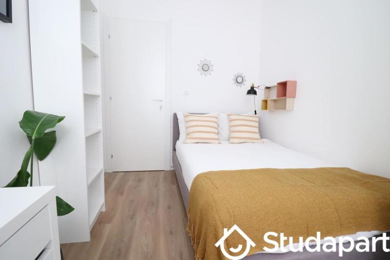 Chambre - 10 m² - 1 pièce