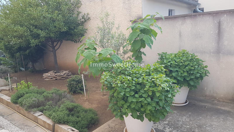 Villa - 201 m² - 7 pièces