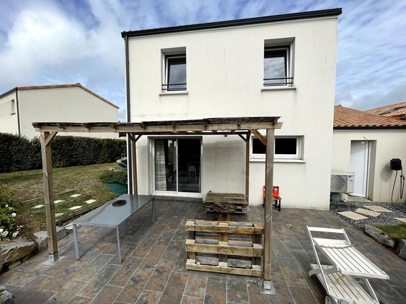 Maison - 88 m² - 5 pièces