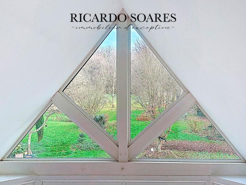 Maison - 180 m² - 7 pièces