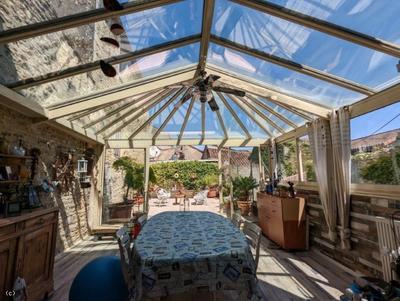 Maison - 212 m² - 7 pièces