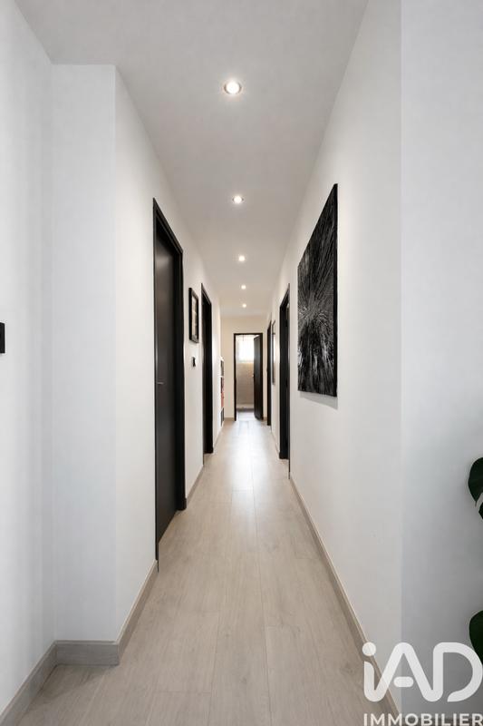 Appartement - 111 m² - 4 pièces