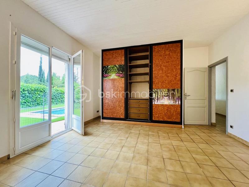 Villa - 200 m² - 8 pièces