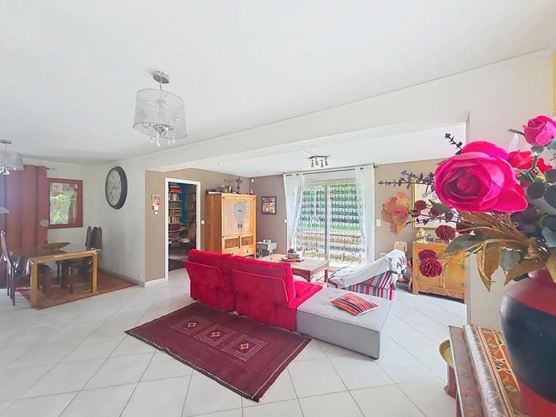 Maison - 144 m² - 8 pièces