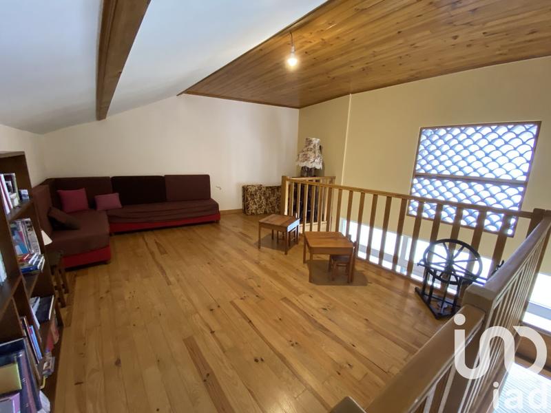 Maison - 200 m² - 6 pièces