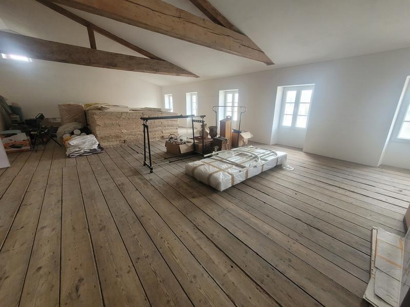 Maison - 309 m² - 8 pièces