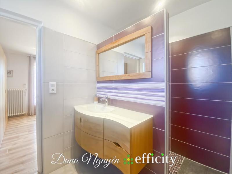 Villa - 171 m² - 8 pièces