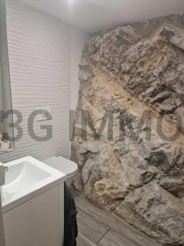 Fonds de commerce - Magasins - 92 m²