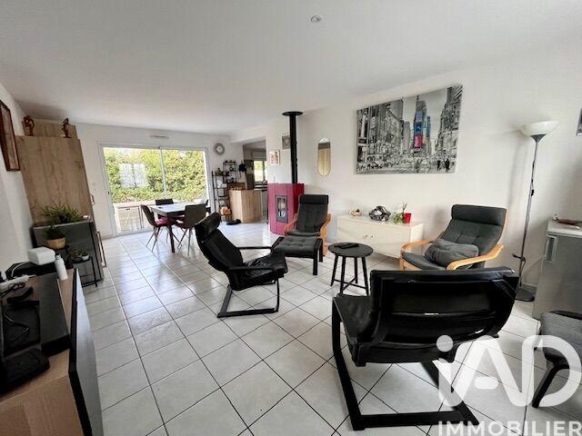 Maison - 81 m² - 4 pièces