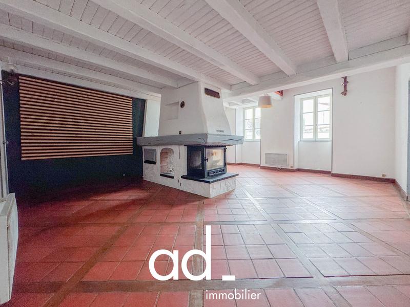 Maison - 178 m² - 8 pièces