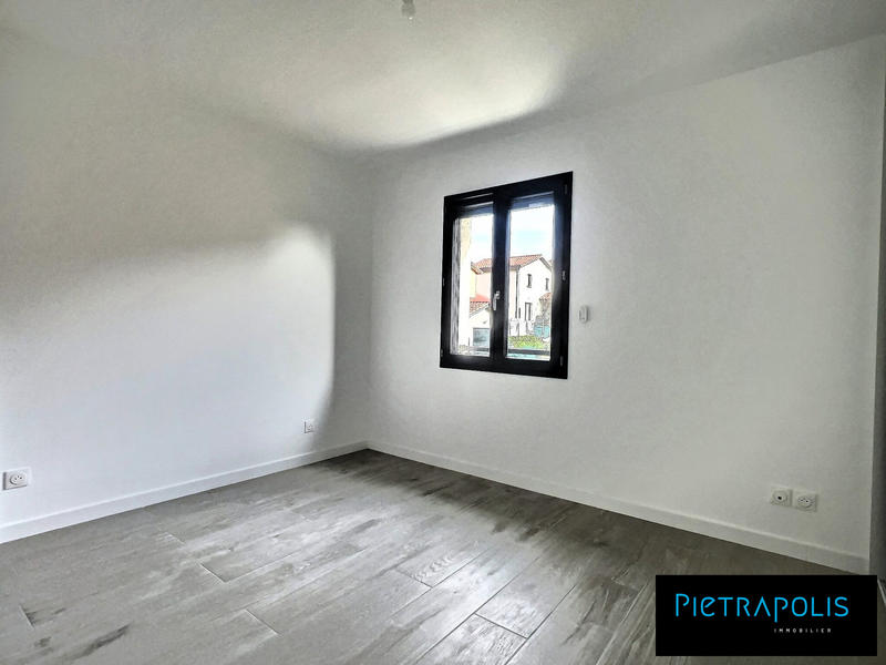 Maison - 98 m² - 4 pièces