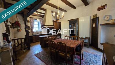 Maison - 225 m² - 8 pièces