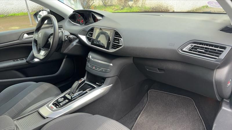 Peugeot 308 1.2 PureTech 130 Eat8 Allure Pack