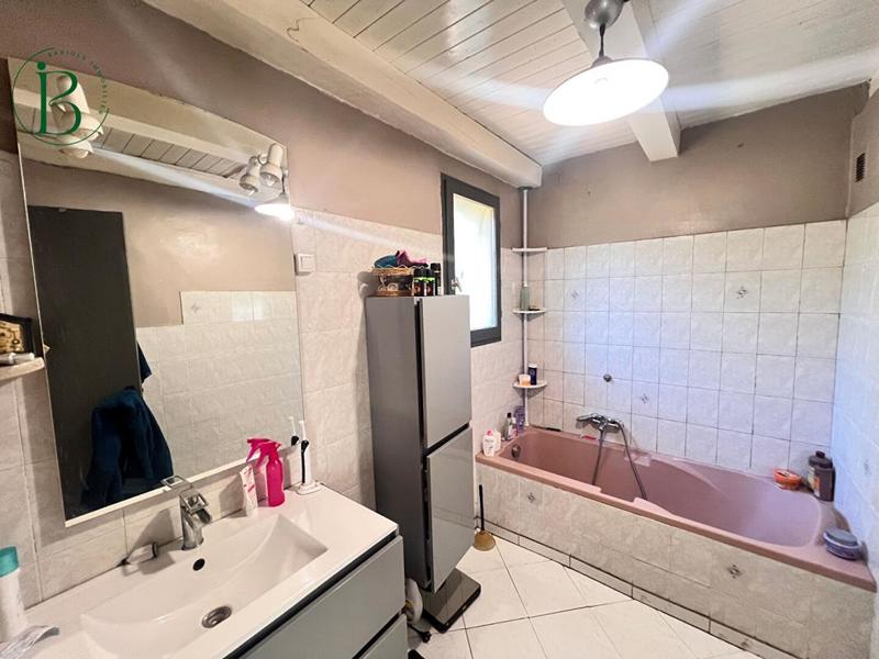 Maison - 108 m² - 4 pièces