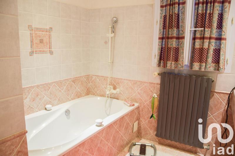 Maison - 111 m² - 4 pièces