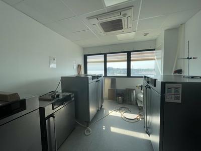 Bureau - 280 m²