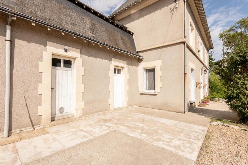 Maison - 296 m² - 14 pièces