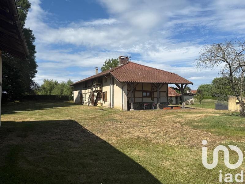 Maison - 208 m² - 5 pièces