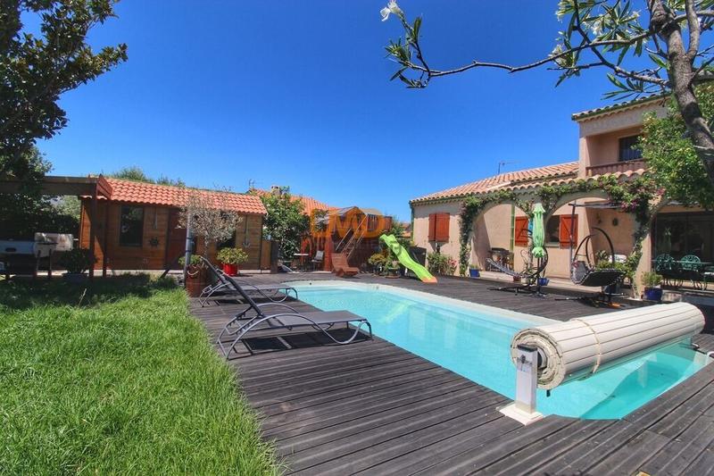 Villa - 137 m² - 5 pièces