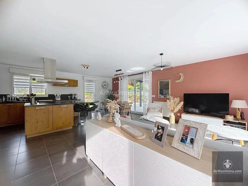 Maison - 117 m² - 6 pièces