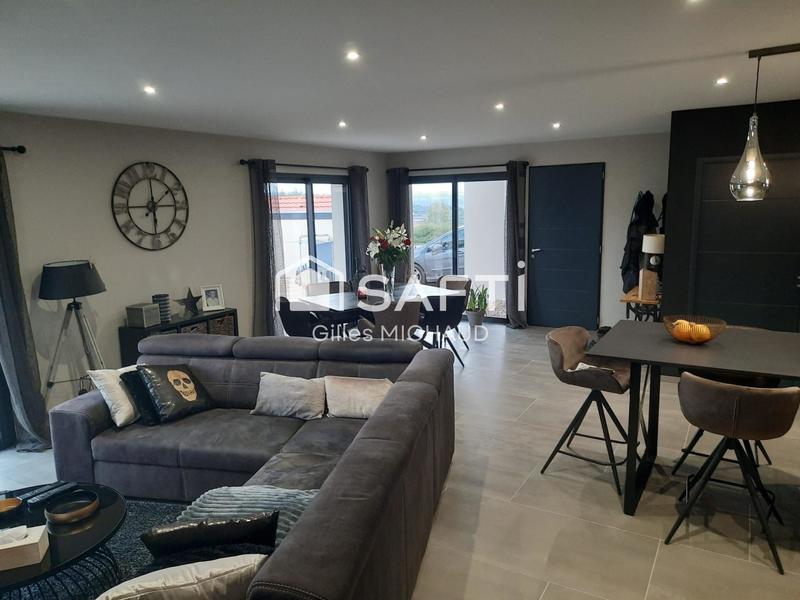 Maison - 105 m² - 5 pièces