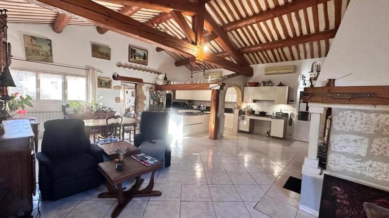 Villa - 121 m² - 4 pièces