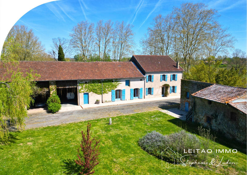 Ferme - 295 m² - 9 pièces