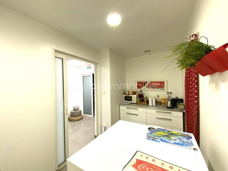 Immeuble - 160 m² - 7 pièces