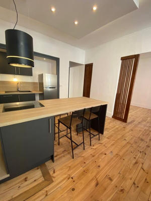 Appartement - 72 m² - 3 pièces