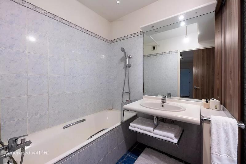 Appartement - 132 m² - 5 pièces