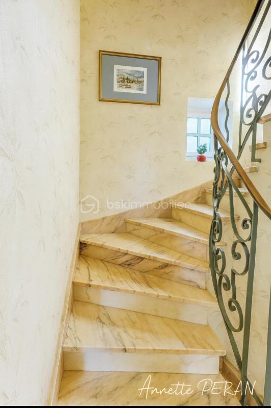 Maison de ville - 192 m² - 9 pièces