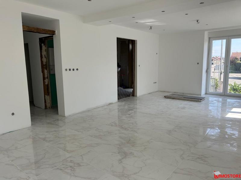 Appartement - 80 m² - 3 pièces