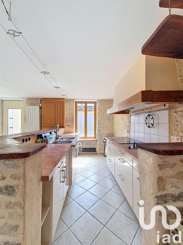 Maison - 111 m² - 4 pièces