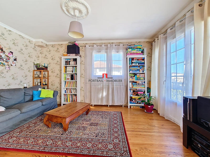 Maison - 110 m² - 4 pièces