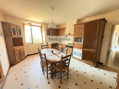 Maison - 165 m² - 5 pièces