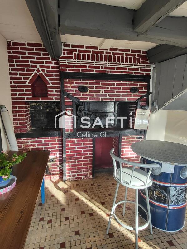 Maison - 200 m² - 6 pièces